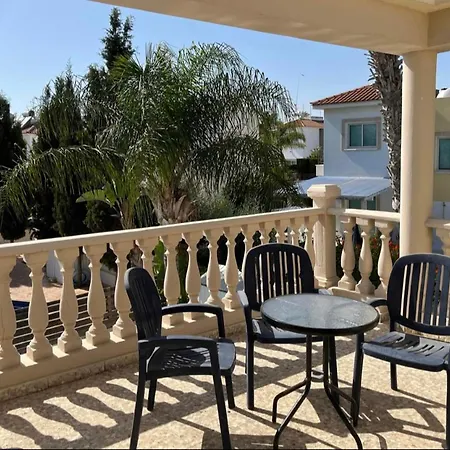 Ponderosa Villa *